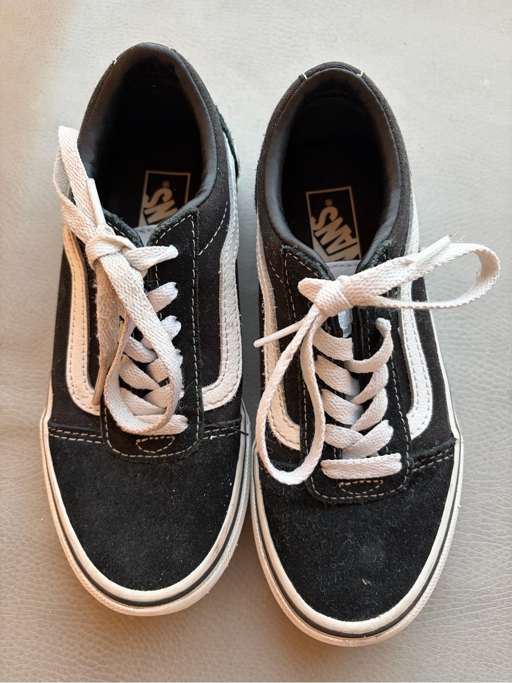 Vans Youth Black & White Old Skool Low-Top Sneakers